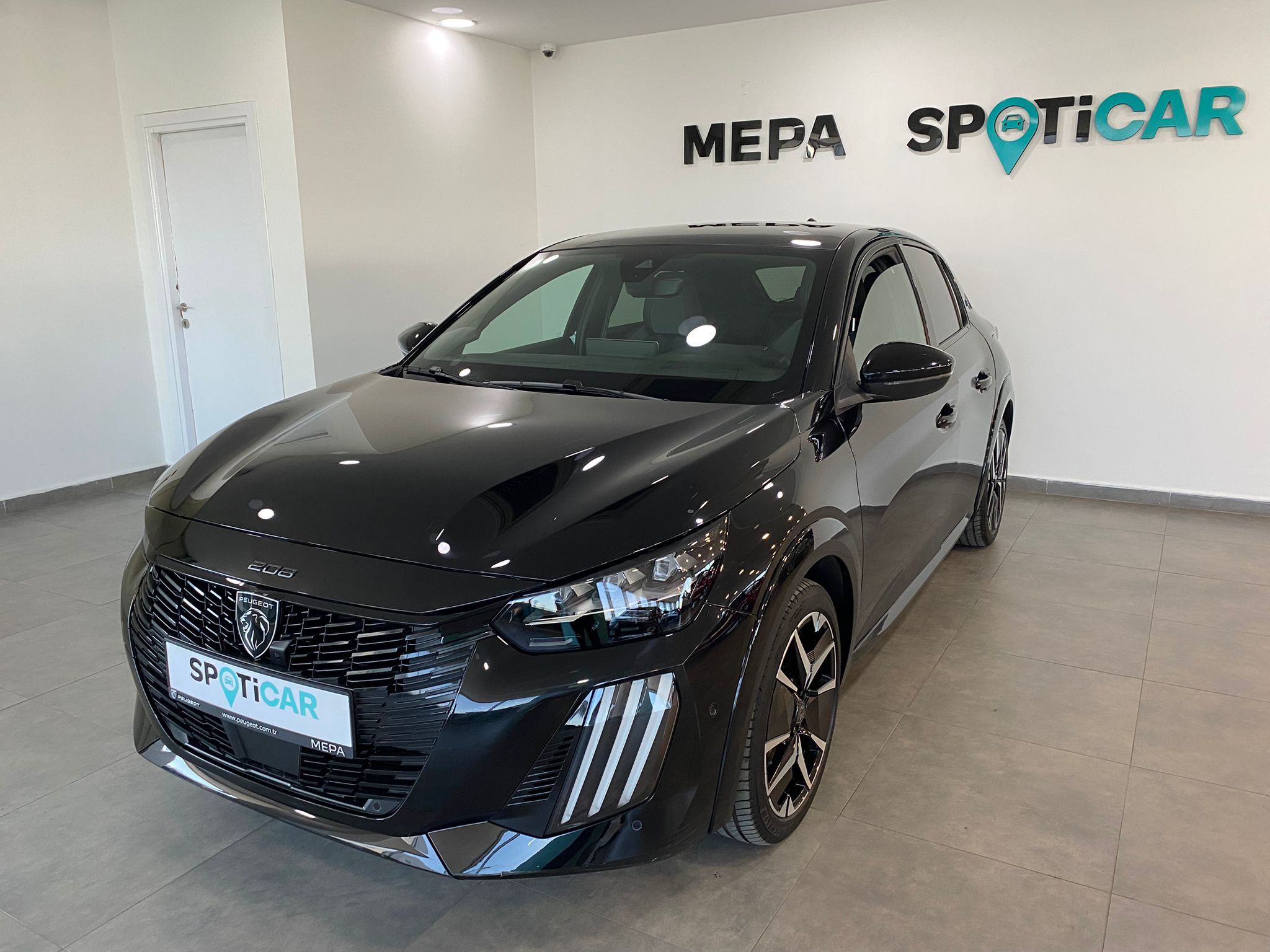 MEPA 2.EL 2024 E-208 100 KW GT 10 BİN KM